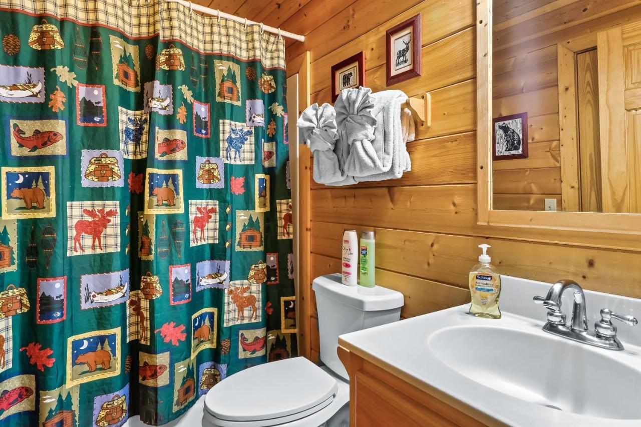 Cozy Log Cabin!! In Heart Of Pf & Close To The Smokies Ferienhaus Pigeon Forge