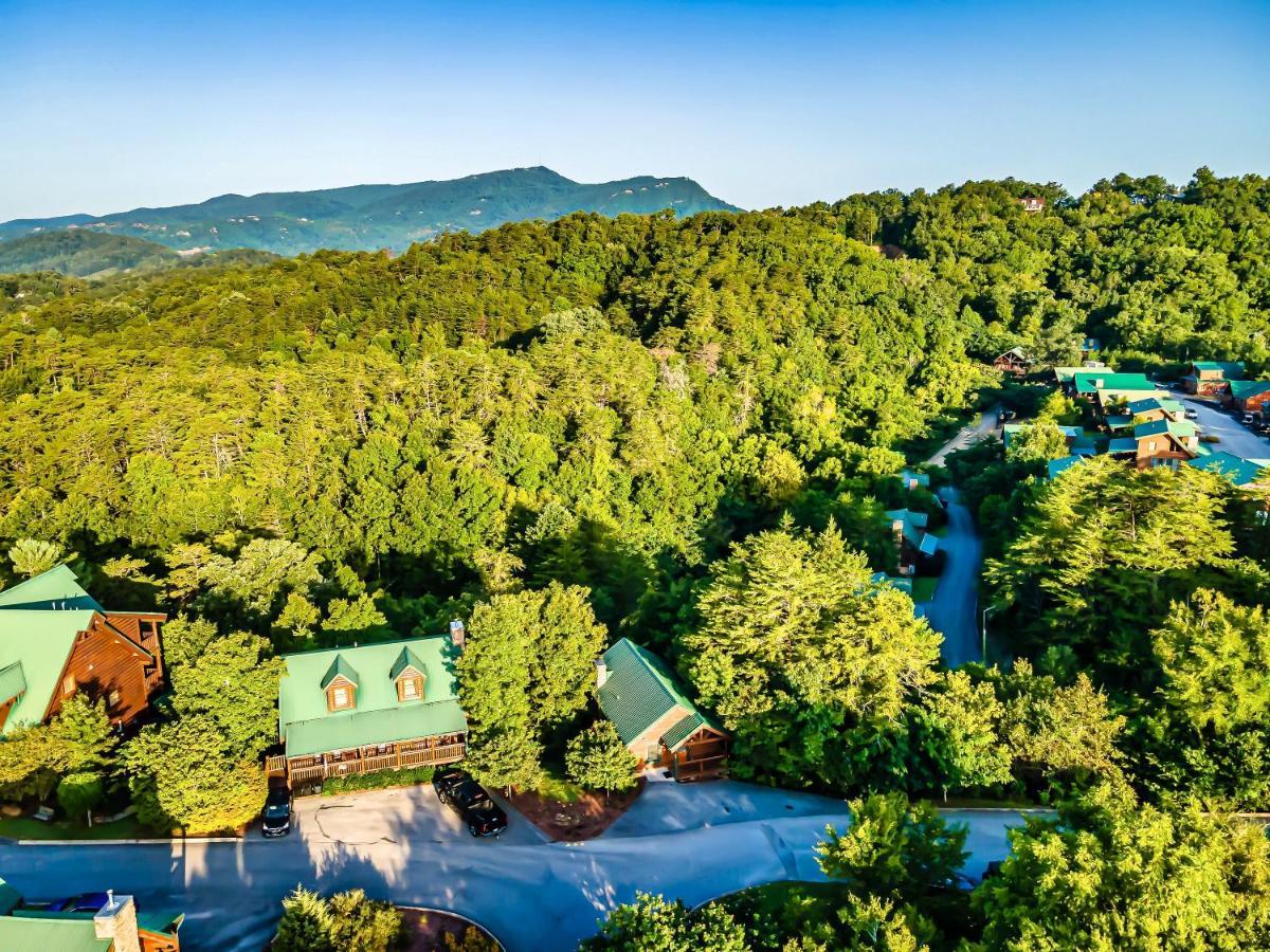 Ferienhaus Cozy Log Cabin!! In Heart Of Pf & Close To The Smokies