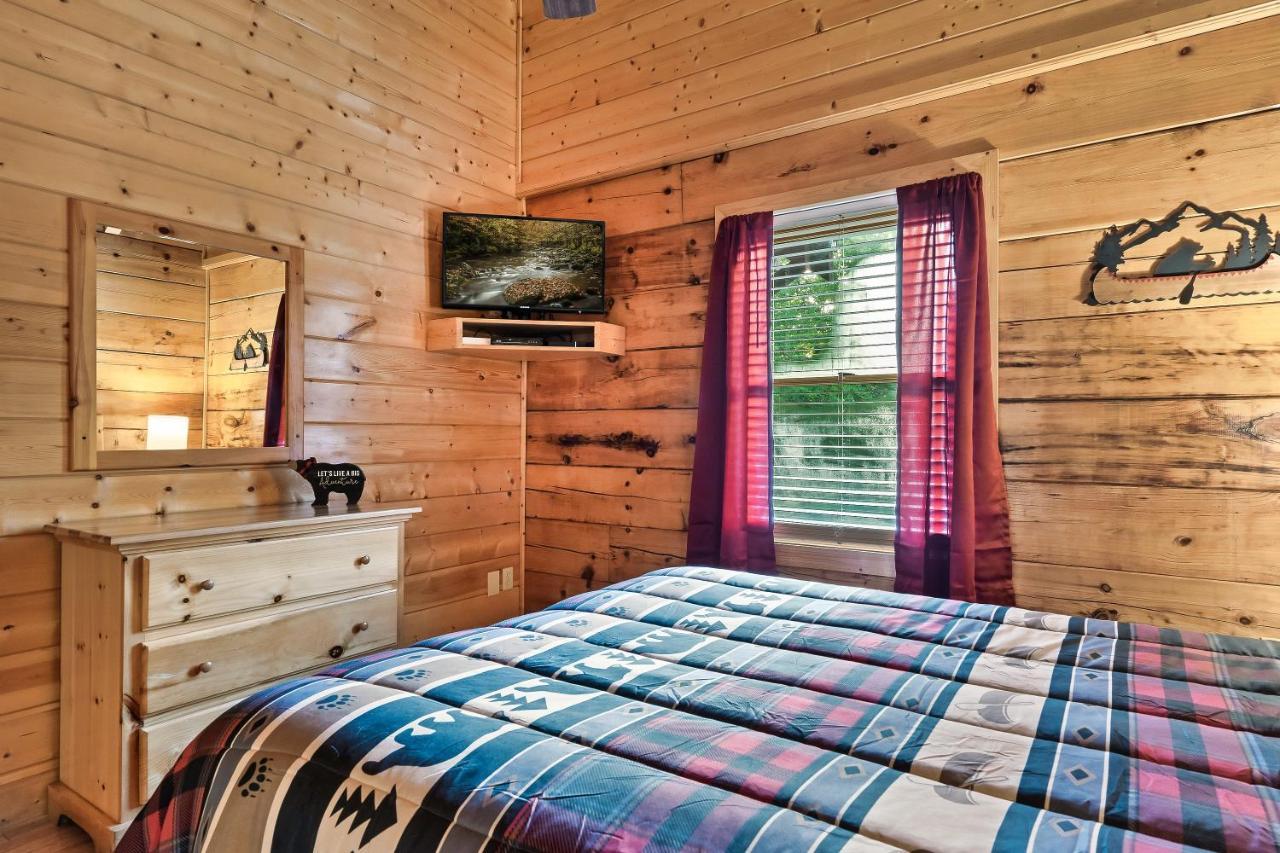 Ferienhaus Cozy Log Cabin!! In Heart Of Pf & Close To The Smokies *